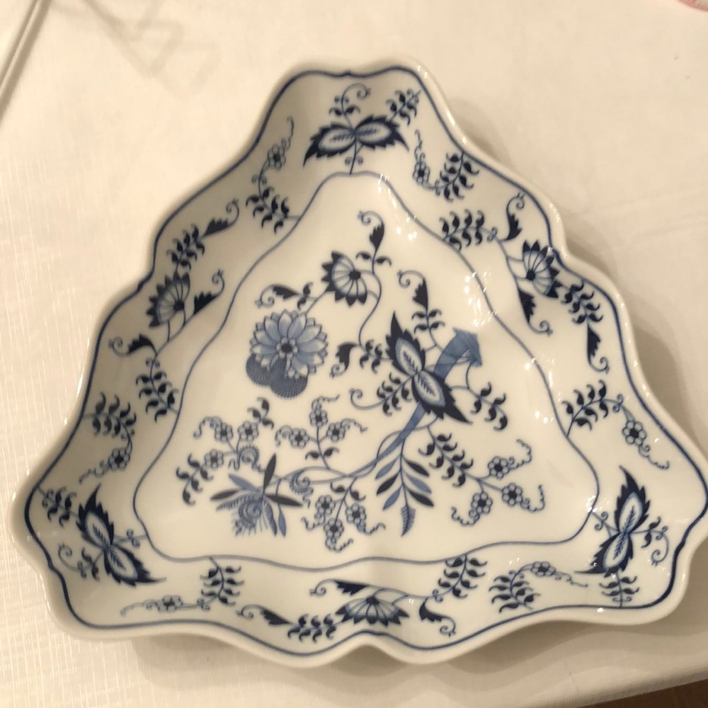 NWT Blue Danube serving dish